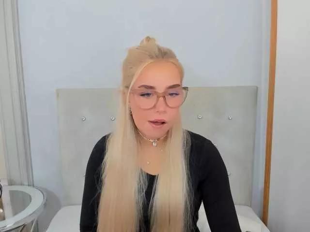 KristyQueen on BongaCams 