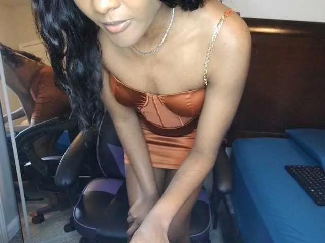 KrystalMilani on BongaCams 