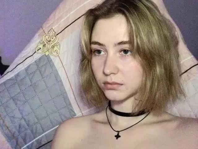 KUQOSA on BongaCams 