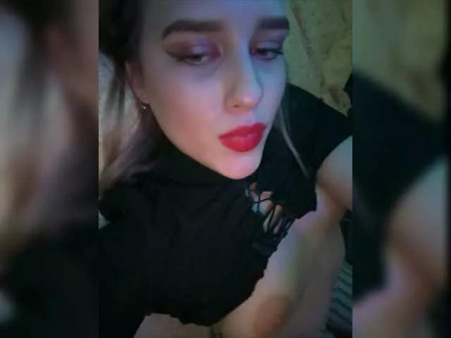 L0lly-D0lly on BongaCams 