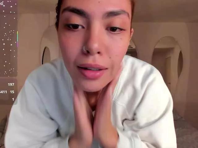 LannaCarter on BongaCams 