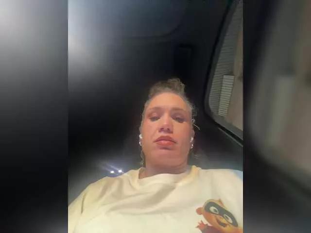 Latinasexy4 on BongaCams 