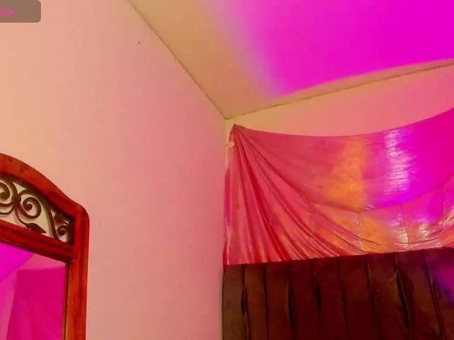 Offline latinaStepStar on BongaCams