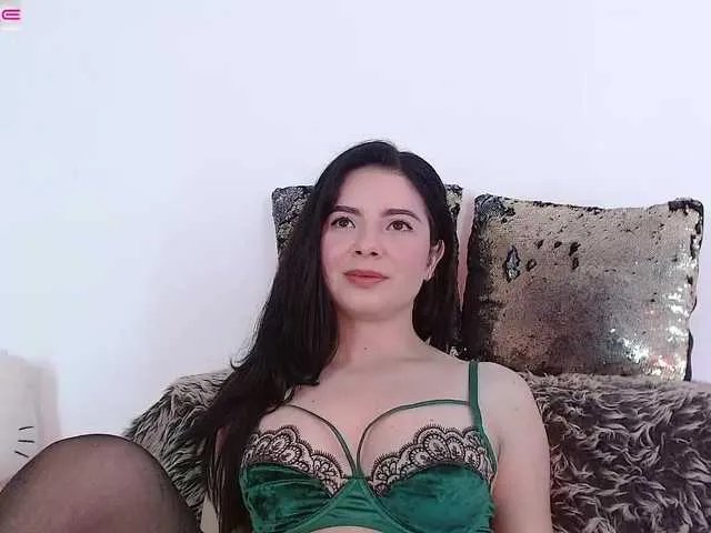 Freechat LauryMoons on BongaCams