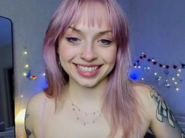 lavenderlav on BongaCams 
