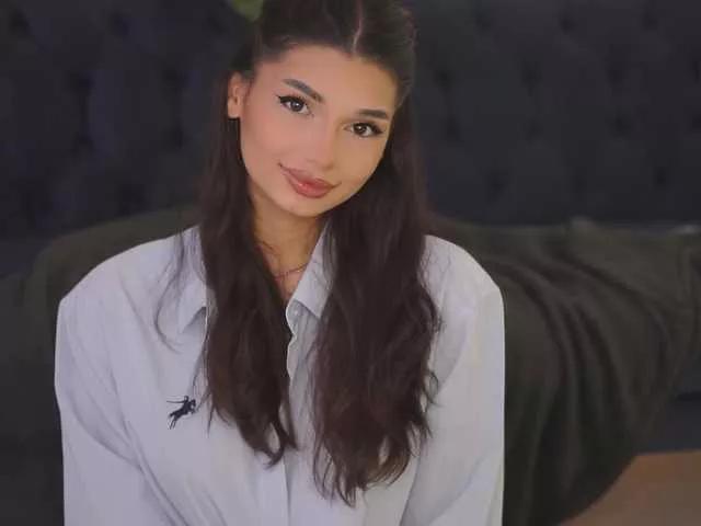 LeyCaprice on BongaCams 
