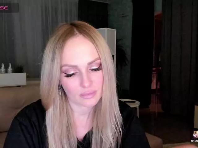 LibbyNora on BongaCams 