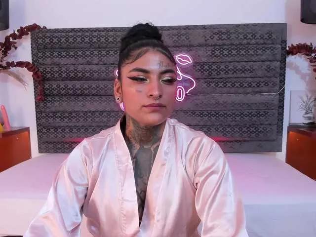 Lilbye066evil on BongaCams 
