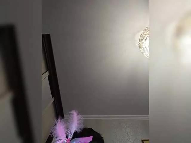 Lilya18 on BongaCams 