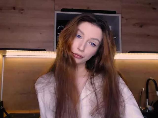 LinaCute on BongaCams 