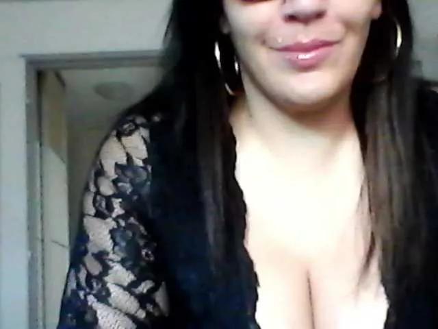 Lindafrancaise on BongaCams 