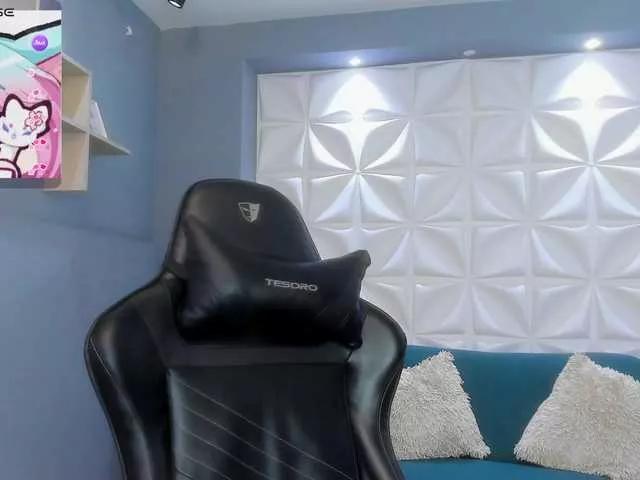 LindseyFerrer on BongaCams 