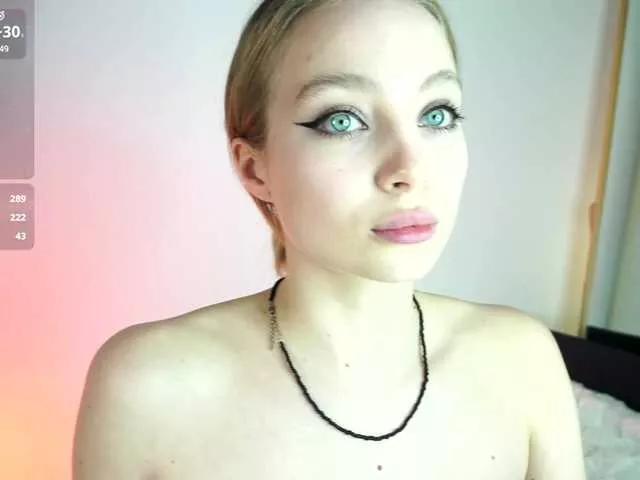 LISABABYMETAL on BongaCams 