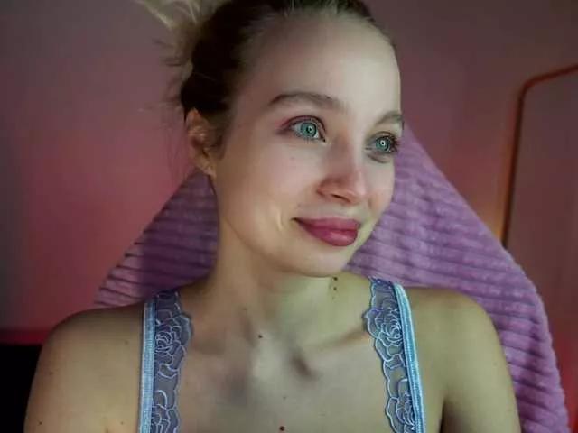 LISABABYMETAL on BongaCams 