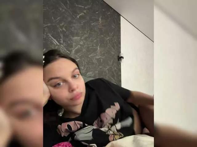 LittlePenguin on BongaCams 