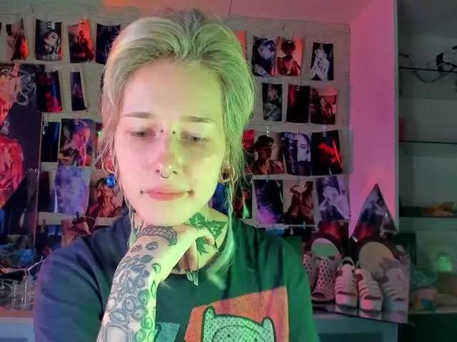 LittleSpaceMouse- on BongaCams 