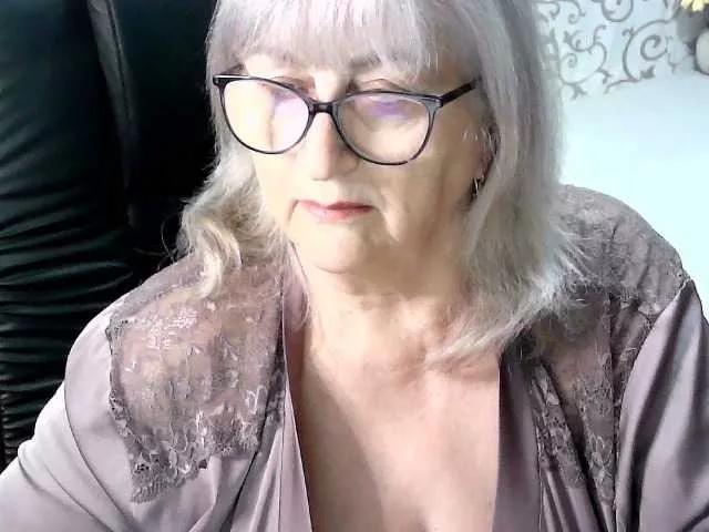 LolkaAlyss on BongaCams 