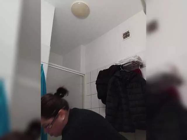 loriktwinss on BongaCams 