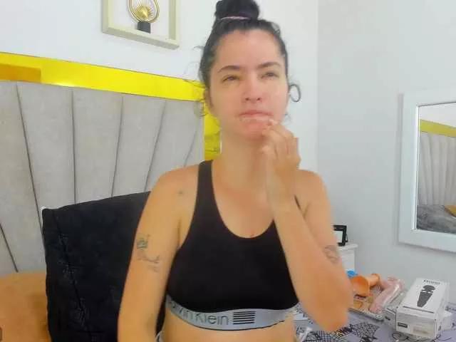 lovely-michelle-1 on BongaCams 