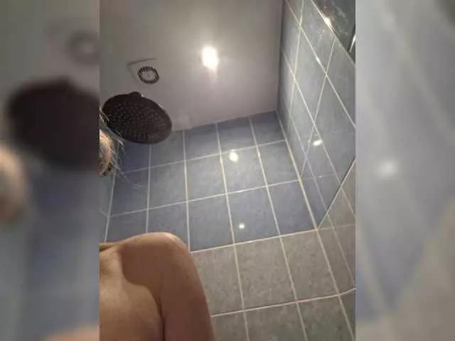 Lucille on BongaCams 