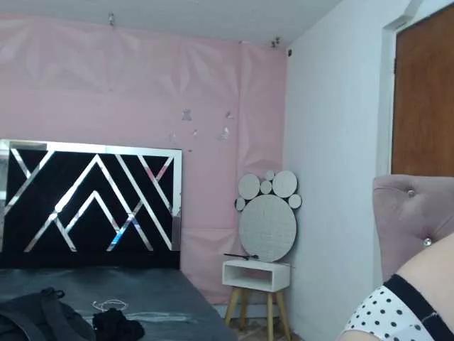 LucyHeartfilia on BongaCams 