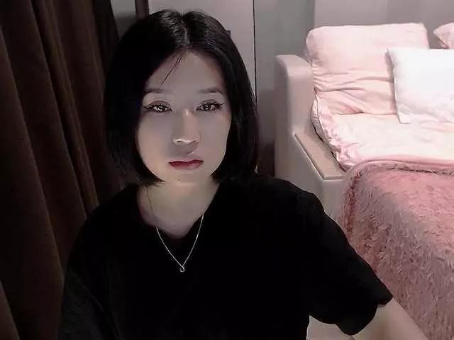 LucyLiu on BongaCams 