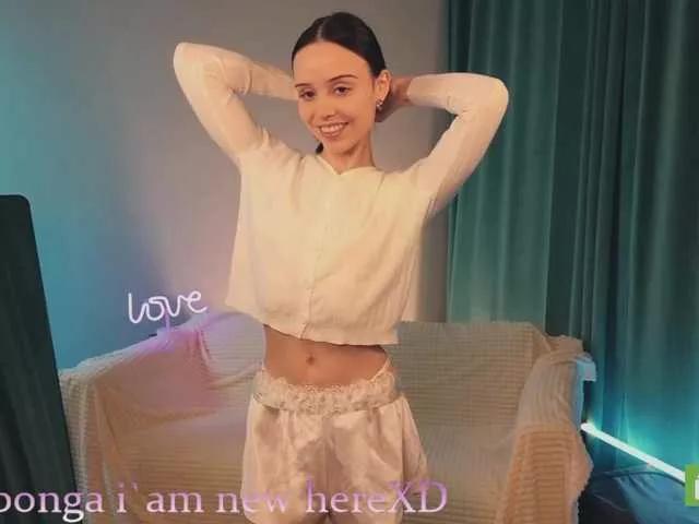 lunaqueenx on BongaCams 