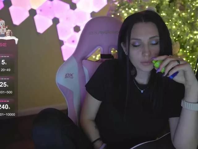 MalinaBo0m on BongaCams 