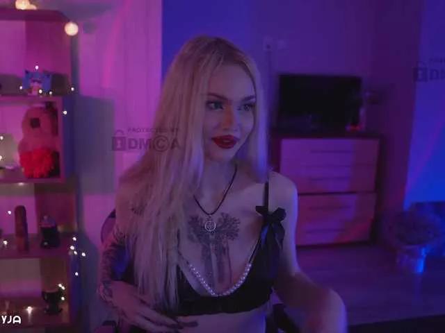 ManiFreyja on BongaCams 