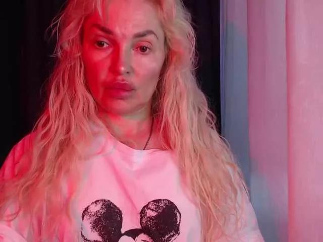 Margo77-1 on BongaCams 