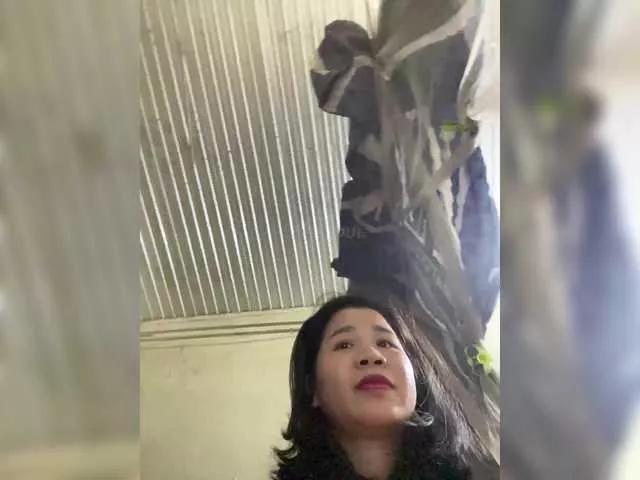 Maria2299 on BongaCams 