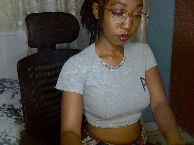 Mariewana from BongaCams