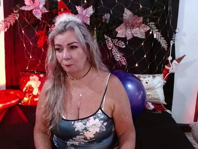 mature-younga on BongaCams 