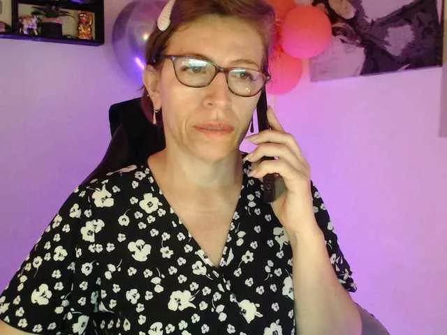 maturehot-1 on BongaCams 