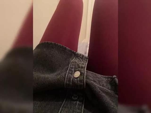 MaybeForYou- on BongaCams 