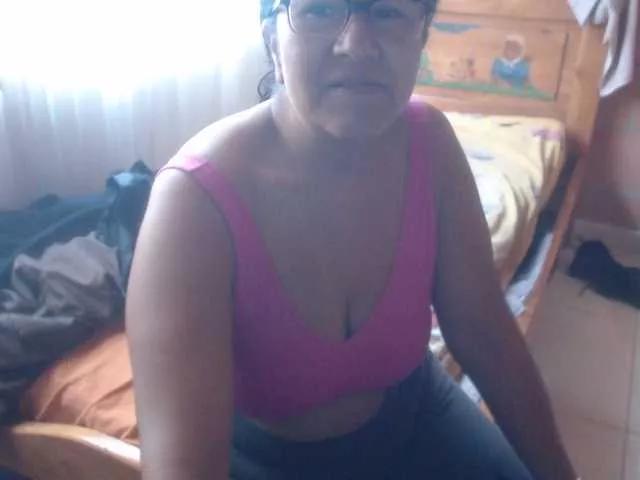 Meganny2023 on BongaCams 