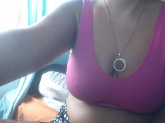 Meganny2023 on BongaCams 