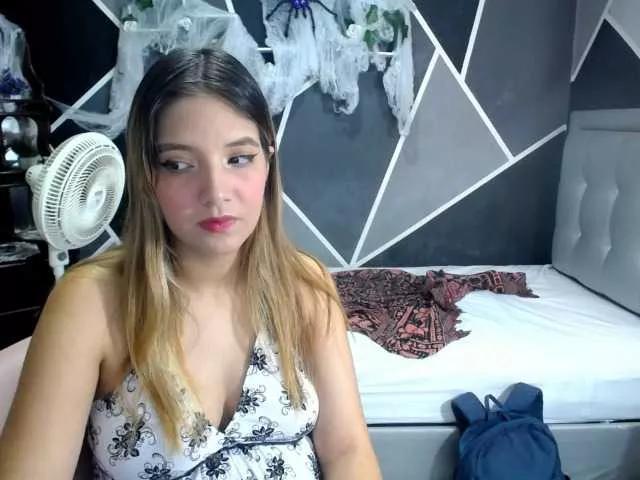 melany-suggar on BongaCams 
