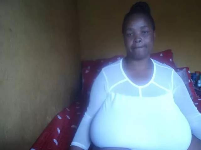 Melonboobs1 on BongaCams 