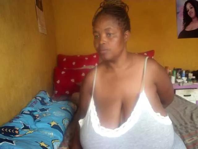 Melonboobs1 on BongaCams 