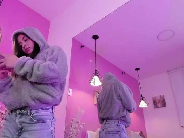 MiaAylin on BongaCams 