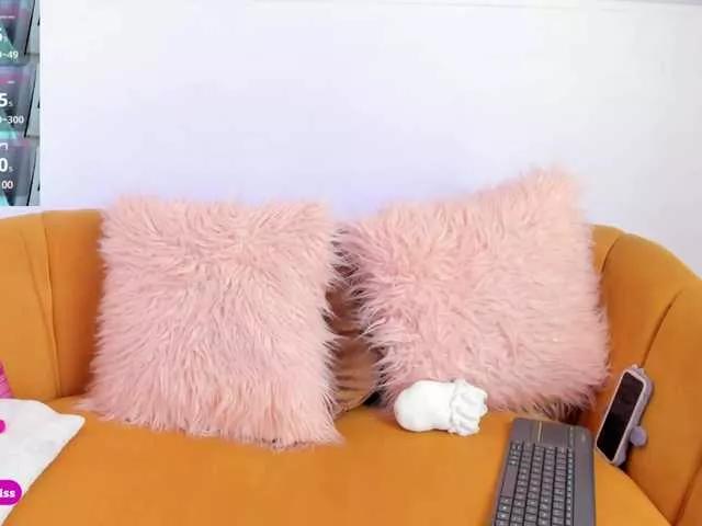 MiaEngels on BongaCams 