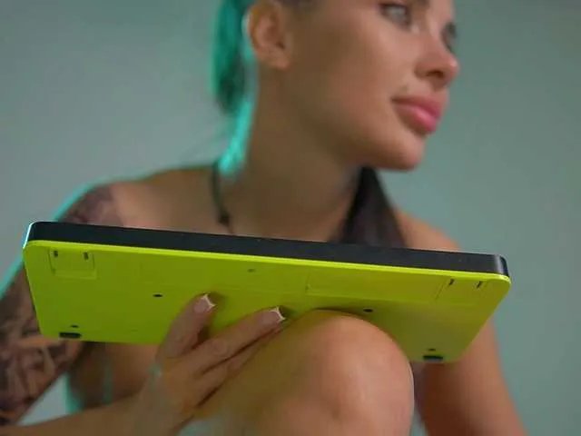 Offline MilaMayy on BongaCams