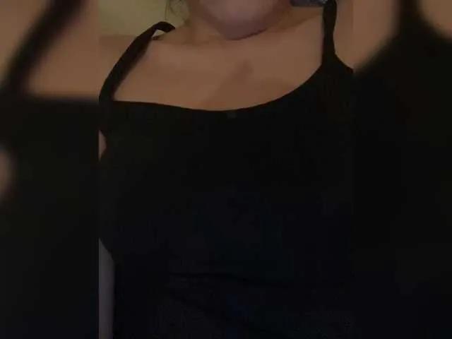 MILKIWAYSEX23 on BongaCams