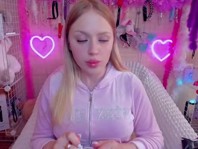 MindyKally on BongaCams 