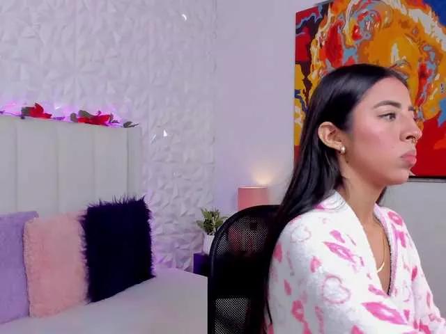 Freechat Miranda-Rogers on BongaCams