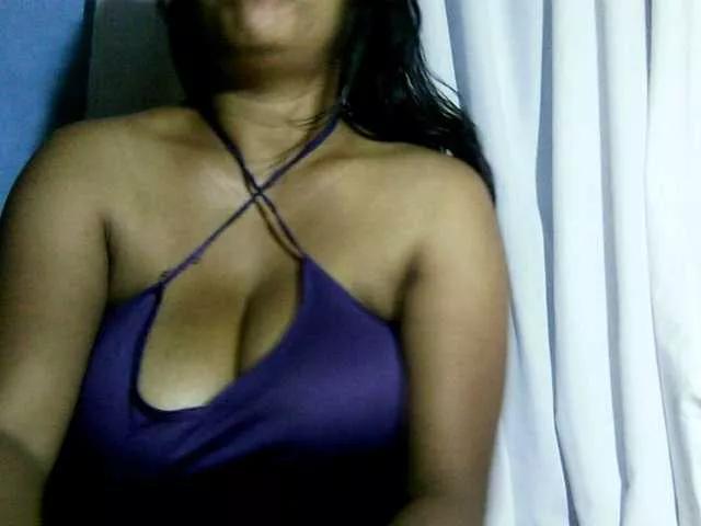 MIRANDAW on BongaCams 