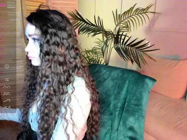 MoanaQliphoth on BongaCams 