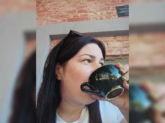 MonicaMilf on BongaCams 