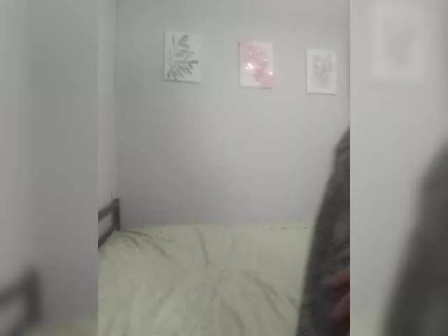 MOON37x on BongaCams 